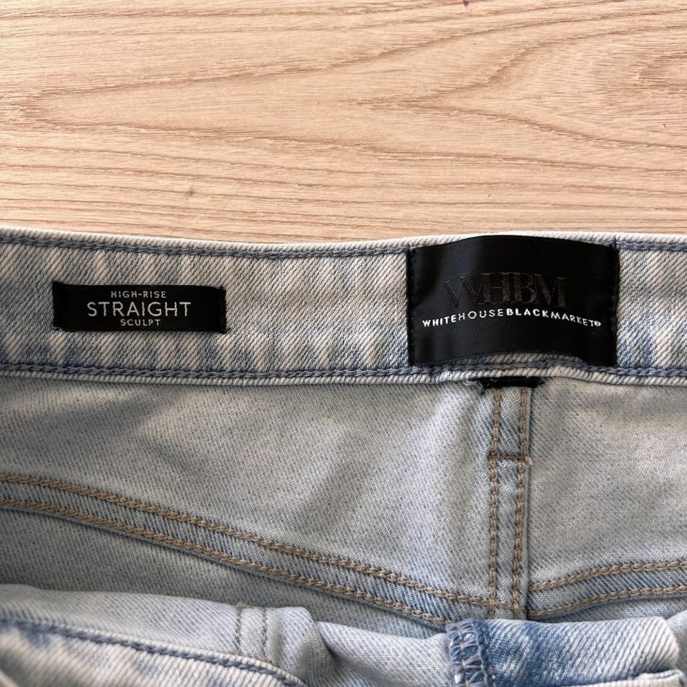 White House Black Market Light Wash Jeans Straight Leg Braided Pocket Size 10 - Picture 6 of 8